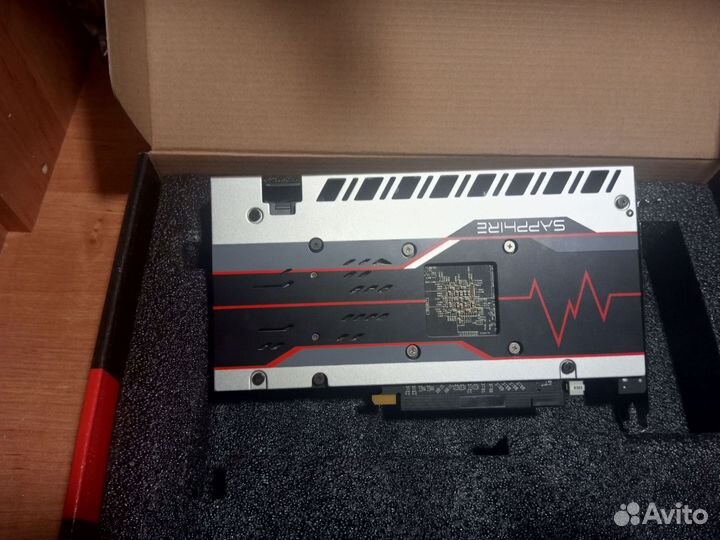 Видеокарта radeon rx7600 8 гб (ос)