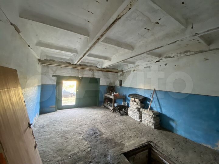 Гараж, > 30 м²