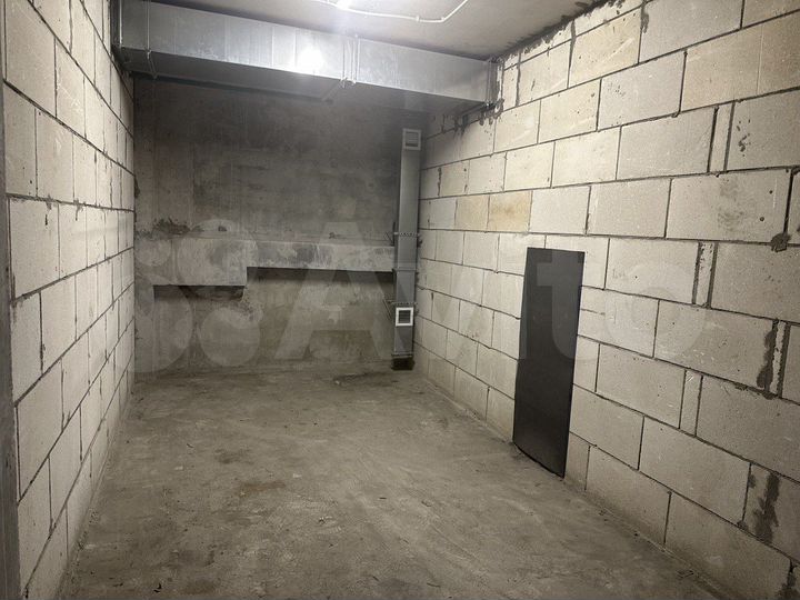 Машиноместо, 14 м²