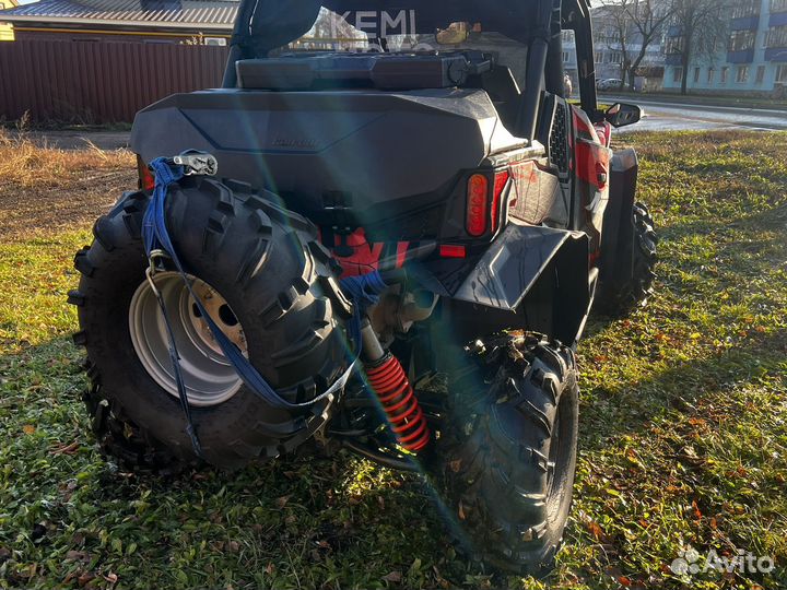 BRP Maverick Sport Max 1000R