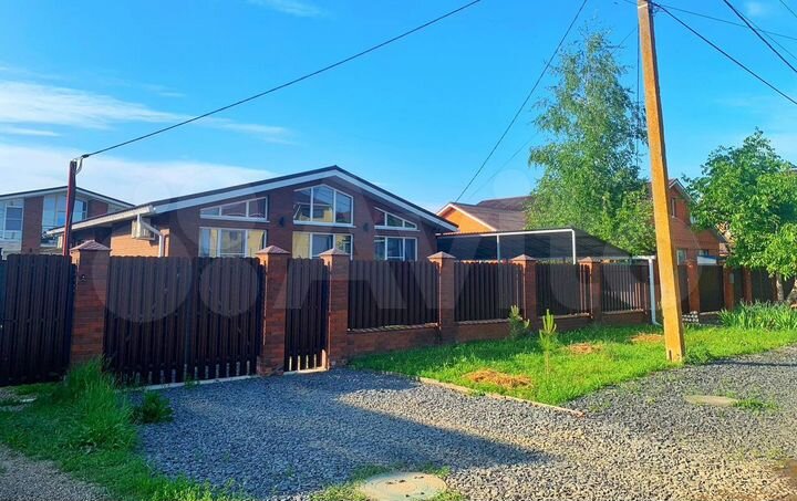 Дом 90 м² на участке 3,7 сот.