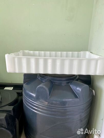 Ящик пластиковый 788х470х138 мм, сплошной