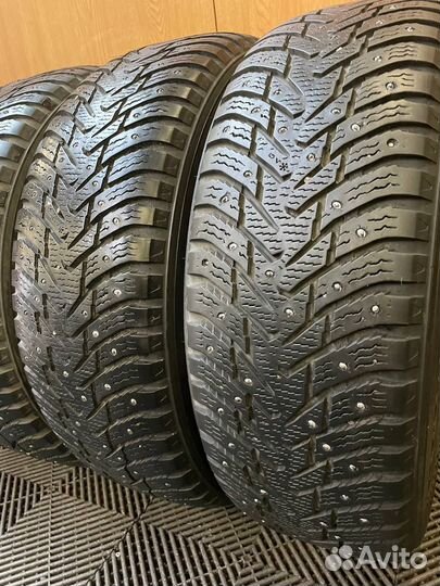 Nokian Tyres Hakkapeliitta 8 SUV 225/60 R18