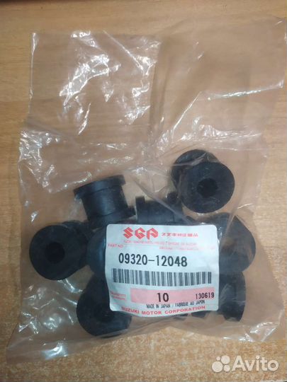 Резинка втулка крепления глушителя suzuki skywave