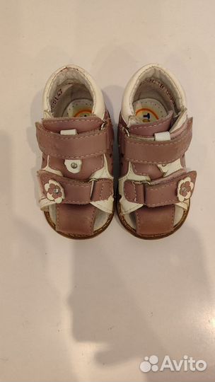 Сандалии для девочки 18