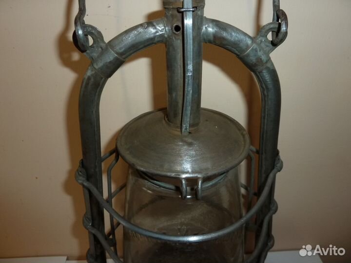 Керосиновая лампа