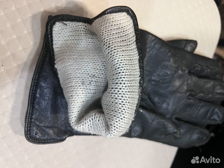 Кожаные перчатки
