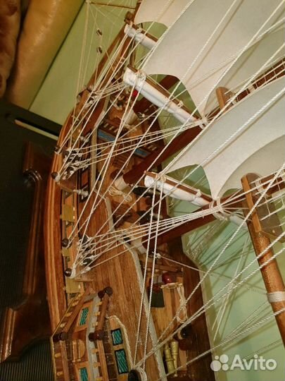 Модель корабля