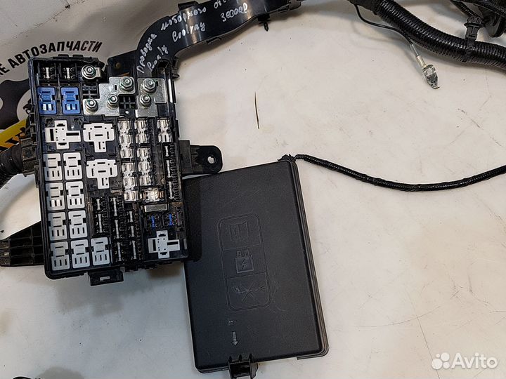 Проводка моторного отсека Geely Coolray