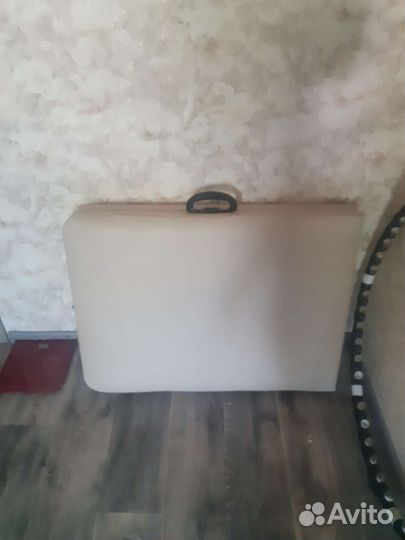 Массажный стол (массажная кушетка складная)