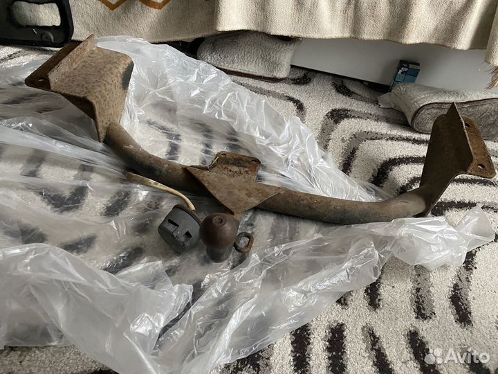 Фаркоп на ваз 2110