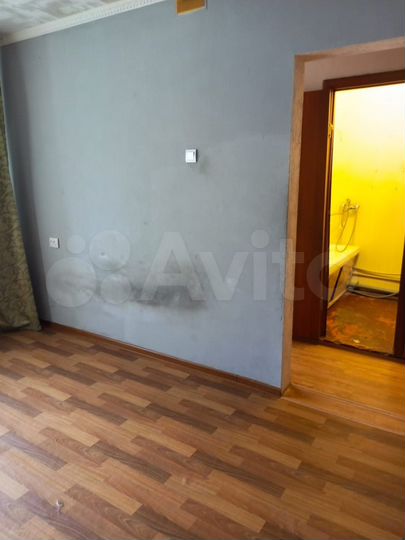 1-к. квартира, 32 м², 1/9 эт.