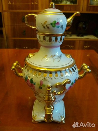 Фарфоровый самовар