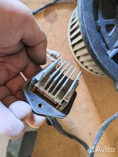 Kia sportage 1 мотор отопителя резистор реле печки