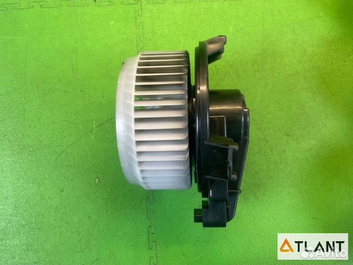 Мотор печки toyota estima