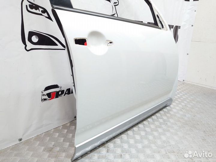 Дверь передняя Mitsubishi Outlander