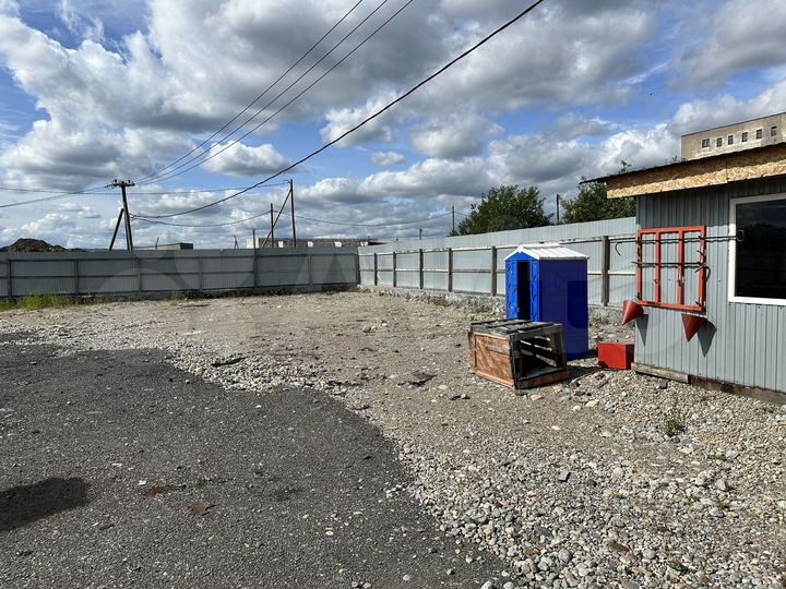 Открытый склад, стоянка 2000 м²