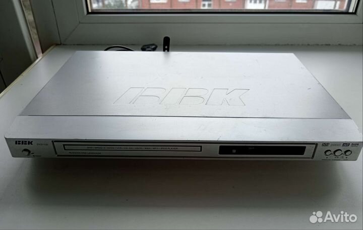 Видеомагнитофоны VHS DVD (3 вида)