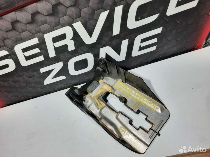 Кожух рулевой колонки верх и низ Skoda Fabia 1