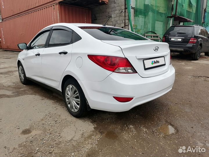 Hyundai Solaris 1.4 МТ, 2013, 330 000 км