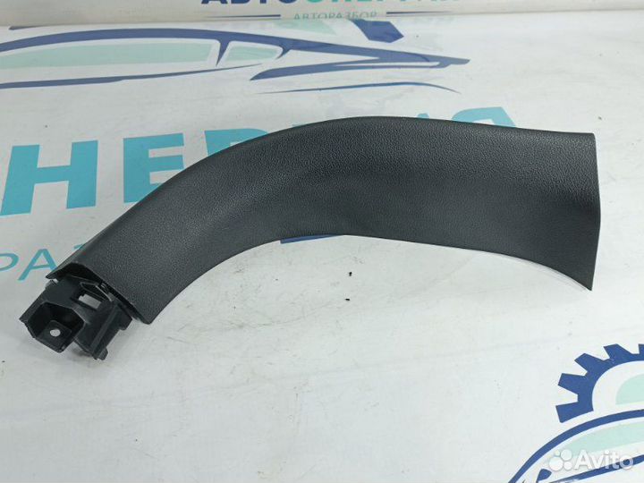 Обшивка крышки багажника задняя левая Hyundai