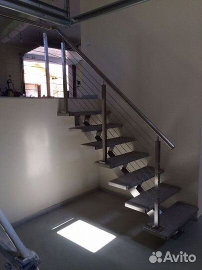 Шлифованные стальные ограждения