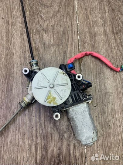 Стеклоподъемник задний правый Honda Cr-V