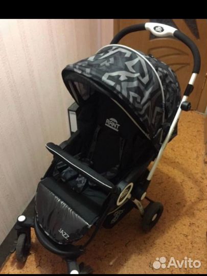 Коляска прогулочная