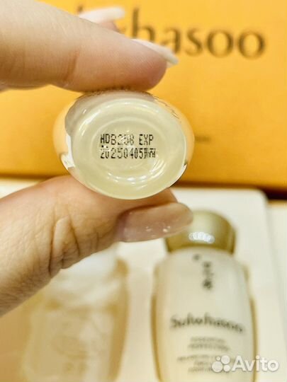 Sulwhasoo набор омолаживающих мини с женьшенем