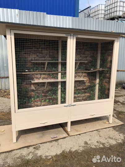 Вольер для попугая и птиц