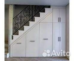Шкаф под лестницу по индивидуальным размерам