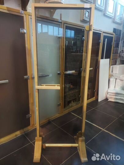 Стеклянная дверь для Бани и Сауны