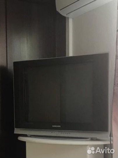 Телевизор 27