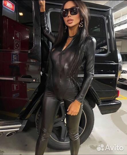 Комбинезон кожа