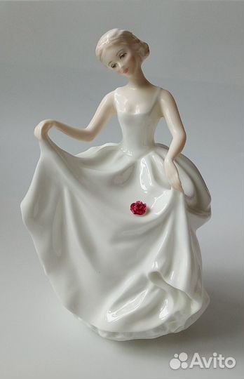 Фарфоровые статуэтки Royal Doulton
