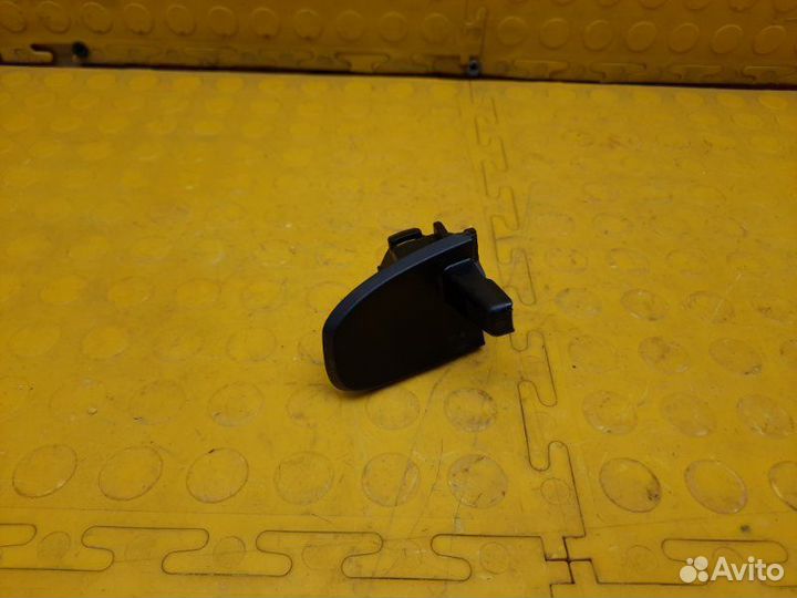 Накладка ручки двери задняя левая Mercedes-Benz