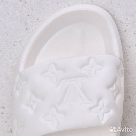 Шлепанцы Louis Vuitton арт 2414 37