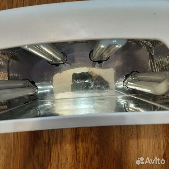 Лампа для ногтей