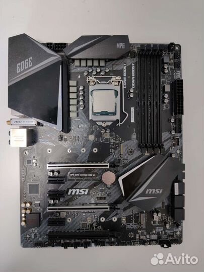 Материнская плата с процессором