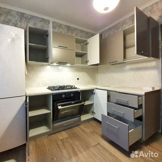 Кухонный гарнитур (реальная цена) кс07 26016