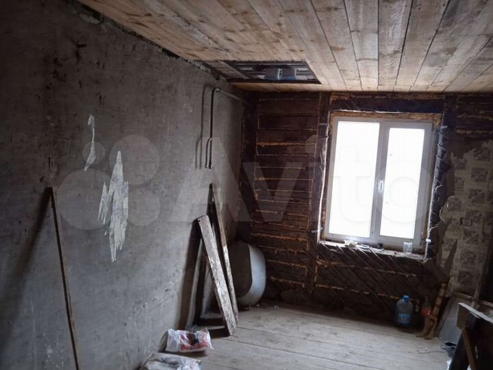 3-к. квартира, 90 м², 1/1 эт.