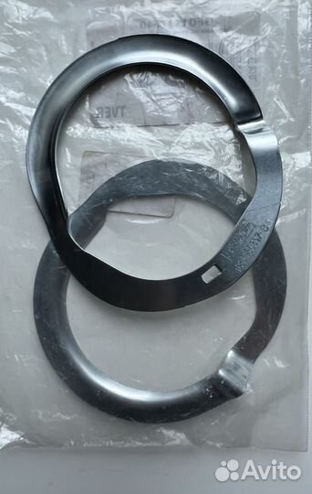 Проставка пружины передней подвески нижняя Ford 14