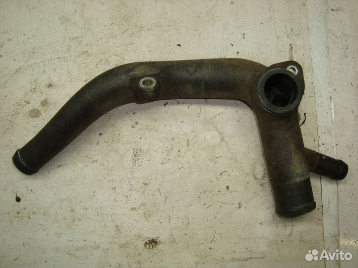 Патрубок системы охлаждения W169 M266 A2662000052