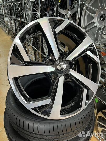 Диски литые R18 5*114.3 Nissan qashqai x-trail