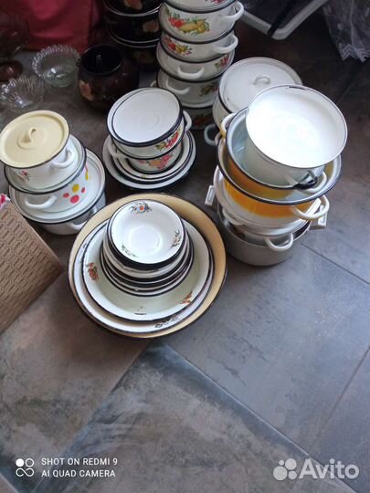 Сервиз столовый и разная посуда