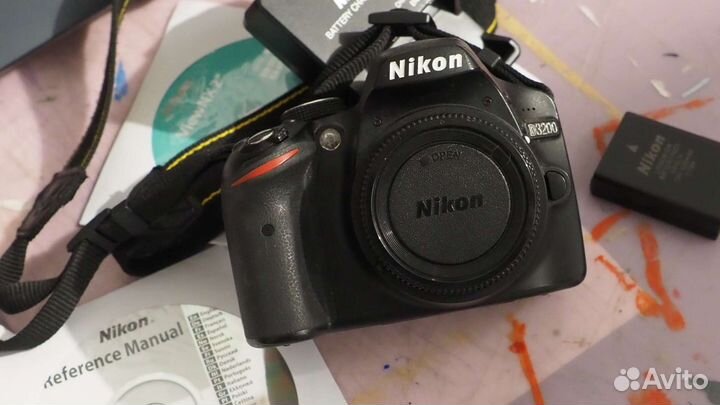 Nikon 3200