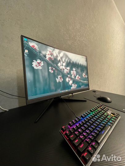 Монитор игровой MSI optix G24C6