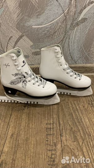 Коньки фигурные