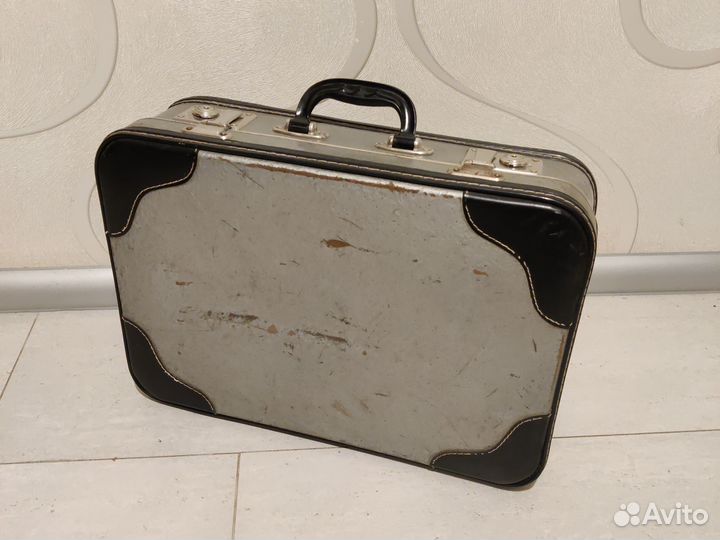 Старый чемодан Kindelbruck