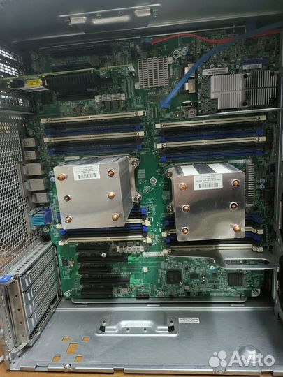 Серверная платформа HP ProLiant ML350 Gen9 8xSFF
